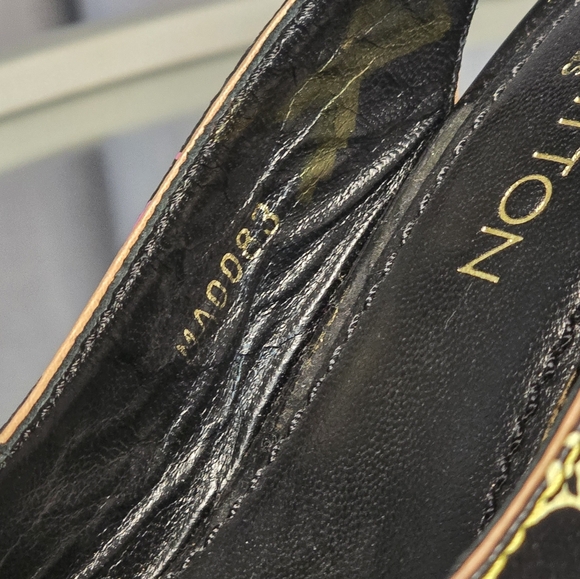 Louis Vuitton Murakami Heels - Picture 4 of 8